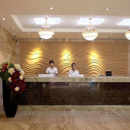 Yuwei Business Hotel Kujlin Kültér fotó